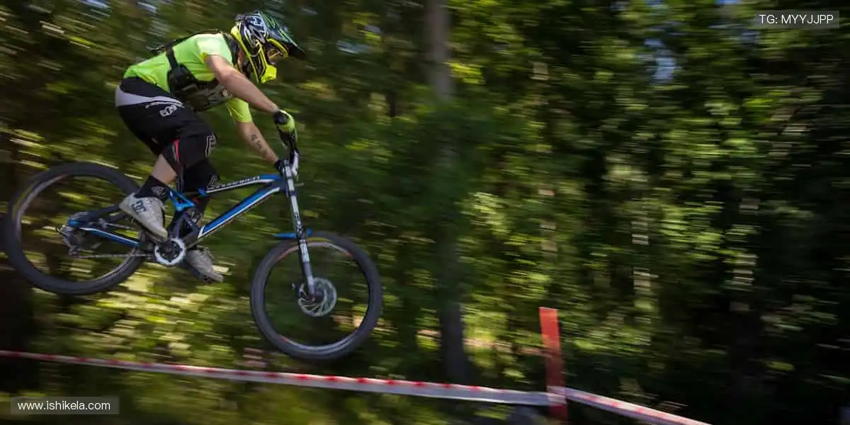 周边装备，让热爱触手可及！🎁